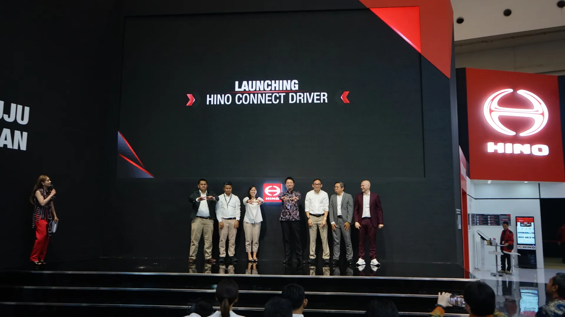 Artikel Hino - Hino Luncurkan Aplikasi Hino Connect Driver Bantu Pengemudi Jadi Lebih Efisien, Aman, dan Terkoneksi